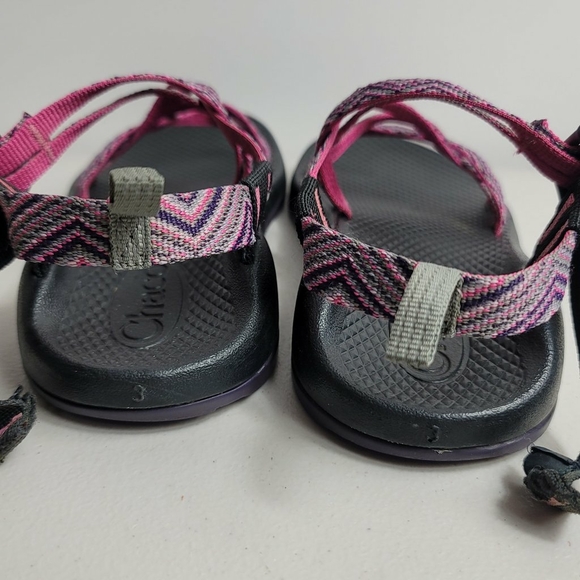 Chaco Z2 Kids Size 3 Strappy Sport Pink Purple Summer Sandals Boys Girls - Picture 4 of 6